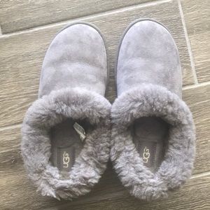 Gray Ugg Nita Slippers